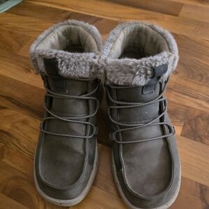 Hey Dude Women's Eloise Size 8 Gray Ankle Boots